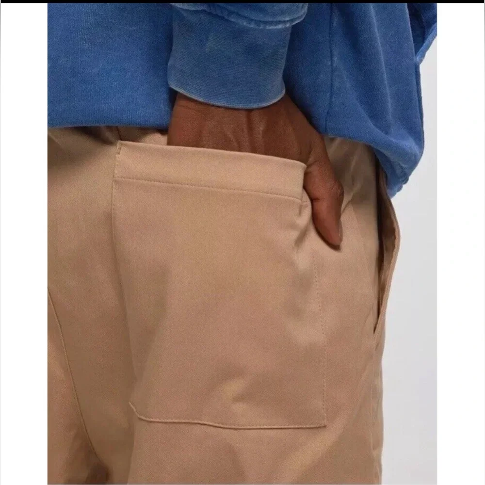 Nike Air Jordan Essentials Utility Cargo Pants color Desert Mens Size Small